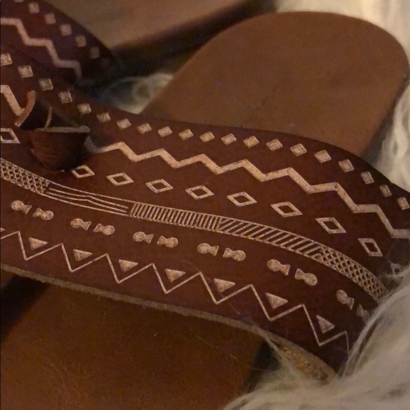 Maurices Patterned Sandals - Picture 2 of 3
